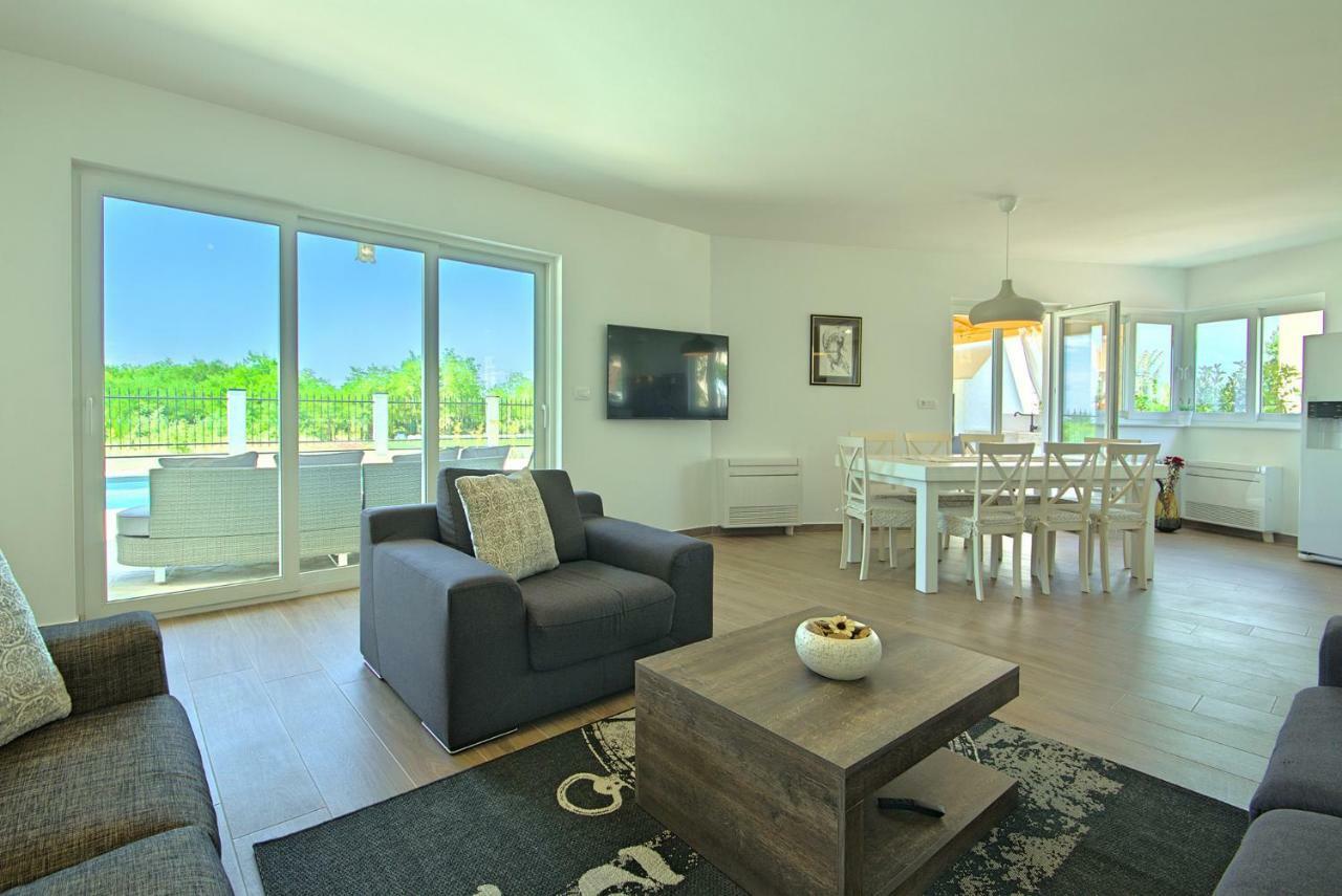 Villa Vespera Rosini Bagian luar foto